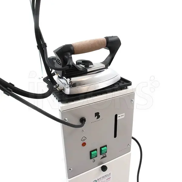 Générateur de vapeur Battistella Barbara 27 avec chaudière et fer à repasser