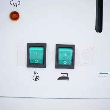 Battistella Barbara 27 boutons - Générateur de vapeur de table