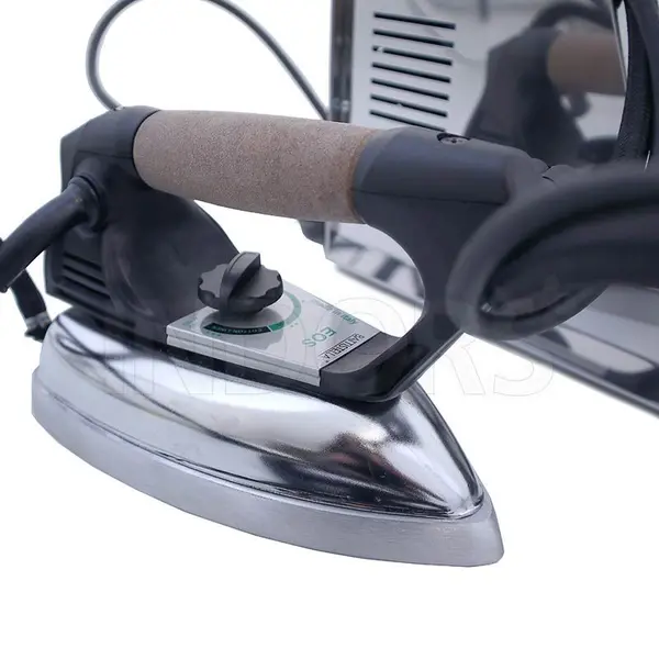 Fer à repasser professionnel EOS Battistella Vaporbaby Eco Inox - Générateur de vapeur avec chaudière de 2,2 L et fer à repasser