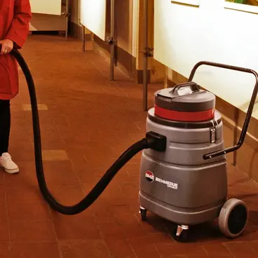 Aspirateur eau et poussière professionnel Biemmedue SP 65 T
