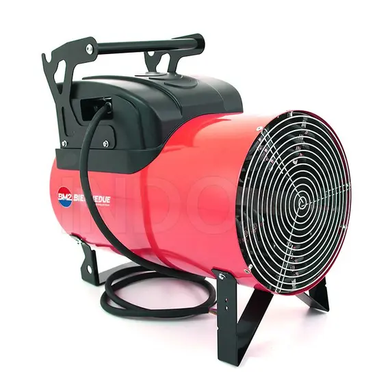 Poêle Électrique Industriel Biemmedue EK 10 C est un petit générateur d'air chaud électrique professionnel/industriel, avec une structure similaire aux modèles GP, alimenté par l'électricité. En effet, à la place du brûleur se trouvent des résistances électriques qui garantissent le chauffage de l'air véhiculé par le ventilateur.