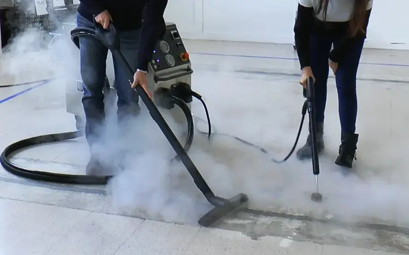 Biemmedue Andromeda - Nettoyeur vapeur industriel + jet d'eau + détergent + aspirateur