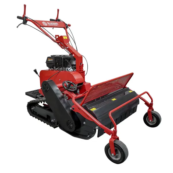 Le cœur du Bluebird FM 860 est le moteur Loncin 4 temps de 420 cm3