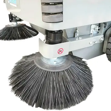 Balayeuse professionnelle à deux brosses Fiorentini S 38