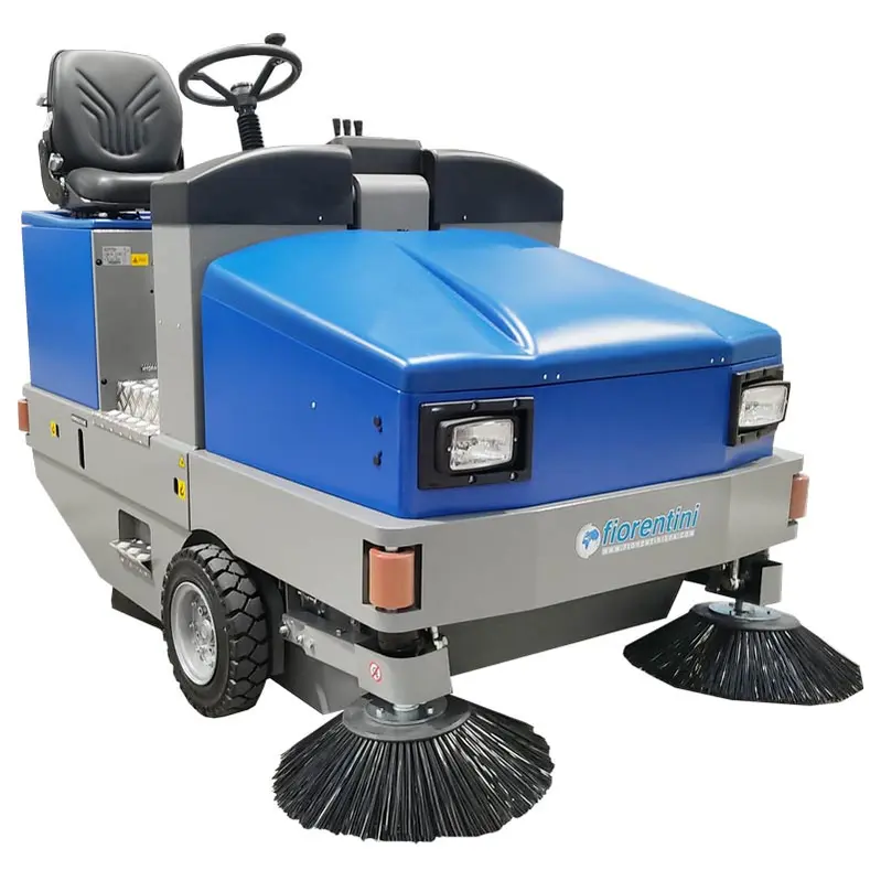 Balayeuse professionnelle Fiorentini S 38 avec batterie GAZ ou Diesel