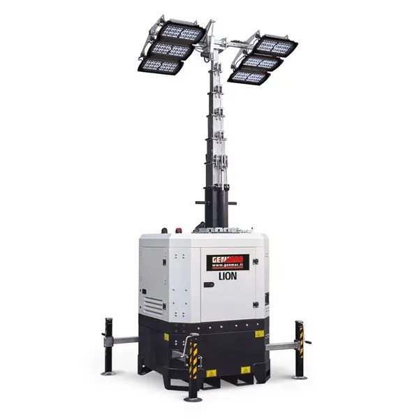 Genmac LION - Tours d'éclairage 3,5÷5 kW avec Groupe Électrogène Diesel 240 L jusqu'à 