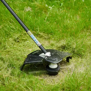 Débroussailleuse sans fil Greenworks GD40BCK4 avec batterie 4 Ah et chargeur inclus