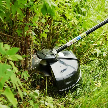 Débroussailleuse sans fil Greenworks GD40BCK4 avec batterie 4 Ah et chargeur inclus