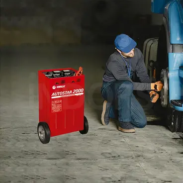 Utilisation du chargeur de batterie Helvi Autostar 2000 avec démarreur à roues