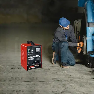 Utiliser Helvi Speedy 430 - Chargeur avec démarreur portable