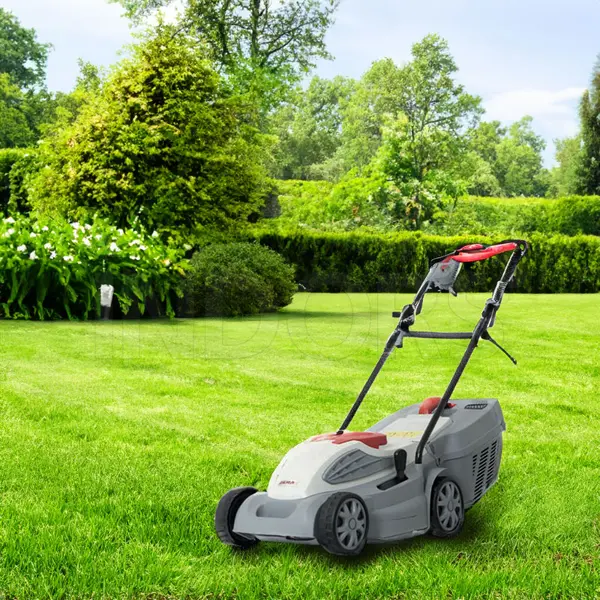 Ikra IERM 1638 - Tondeuse électrique pour jardins jusqu'à 600 m2