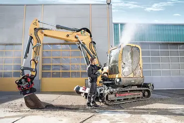 J'utilise Karcher HD 8/18-4 M