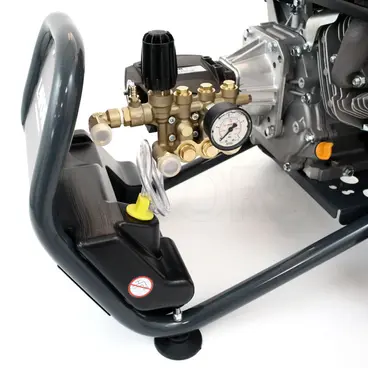 Nettoyeur haute pression essence Lavor Thermic 2W 13 L avec moteur Loncin G390F