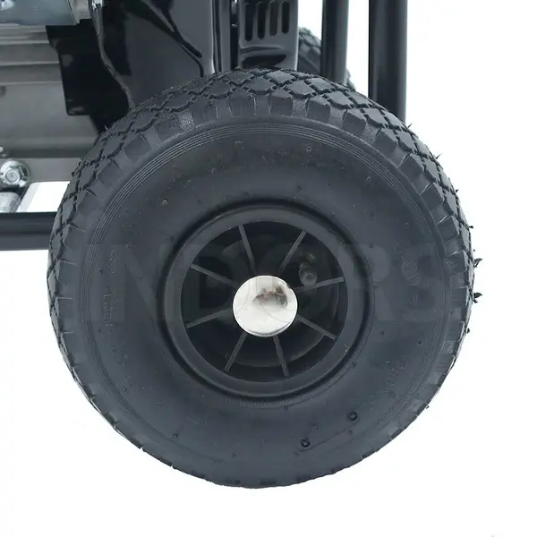 roue pleine maniabilité facile Lavor Thermic 2W Lite - Nettoyeur haute pression 13 L Moteur Loncin G390