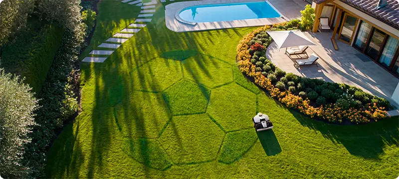 Tondeuse à gazon robotisée sans fil Mammotion Luba Mini 2 AWD 1500 - 1500 m²