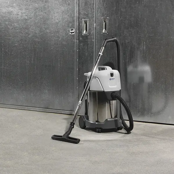 Nilfisk VL200 30 PC INOX - Aspirateur Solides et Liquides