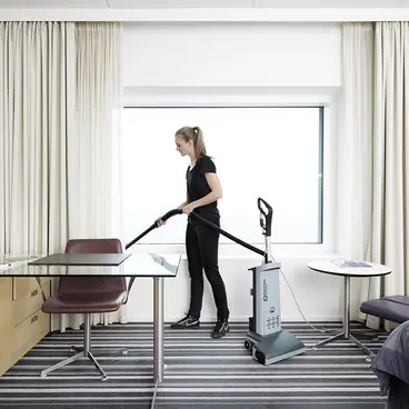 Nettoyeur de tapis professionnel Nilfisk VU500 15