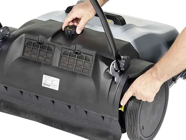 réglage Nilfisk SW250 920 - Balayeuse à conducteur marchant