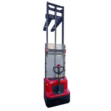 Novamach N1229E et N1236E - Ascenseurs électriques d'une capacité de 1200 kg