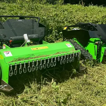 Pogo M-Tech MONSTER 80 - Broyeur à chenilles avec 48 lames