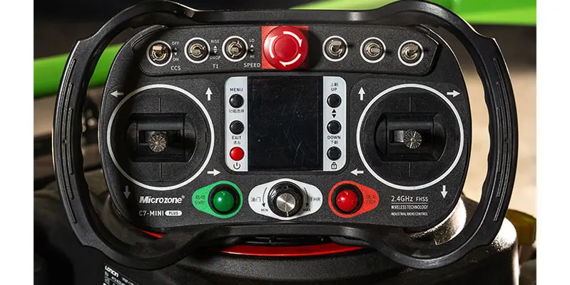 Pogo M-Tech SKK 80 - Tondeuse à gazon robotisée radiocommandée