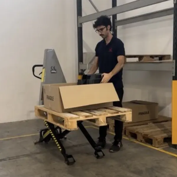 Transpalette manuel à ciseaux Pramac Lifter HY20 TR0420UV01M - 1 000 kg
