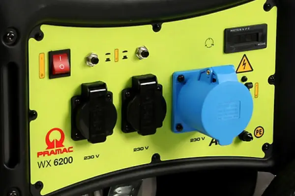 Commandes du générateur Pramac WX 6200