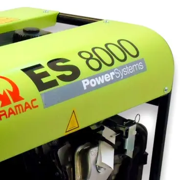 Groupe électrogène triphasé Pramac ES8000 de 8,3 kW avec régulateur de vitesse