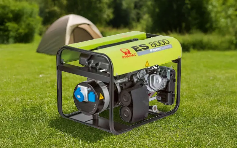 Groupe électrogène triphasé Pramac ES8000 de 8,3 kW avec moteur Honda GX390