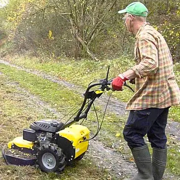 Tondeuse professionnelle Roques et Lecoeur RL 115 B pour déforestation