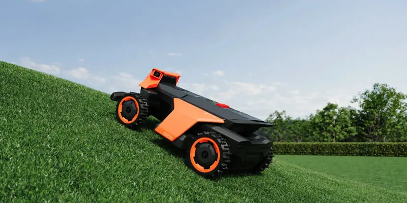 Le Segway Terranox CM120M1 en action sur des pentes jusqu'à 40 % (84 %) avec un système de transmission intégrale à haute stabilité