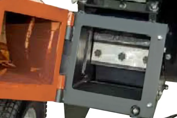 Système de coupe à double lame Airmec Chipper DK 210/100L