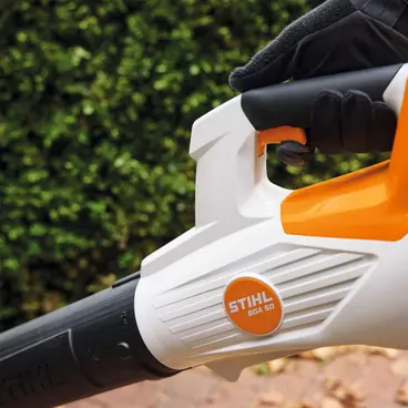 Stihl BGA 50 SET - Souffleur de feuilles 36V léger avec batterie et chargeur inclus