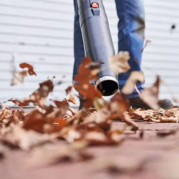 Stihl BGA 60 SET - Souffleur à batterie 36V avec batterie et chargeur inclus
