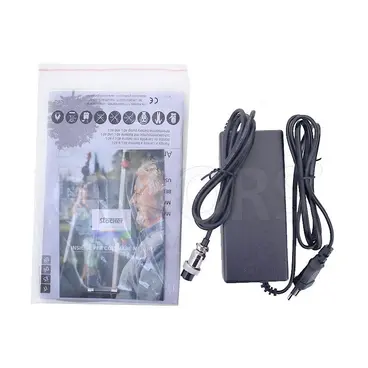 équipement standard Stocker 302 - Pompe de pulvérisation sur brouette à batterie de 60 L