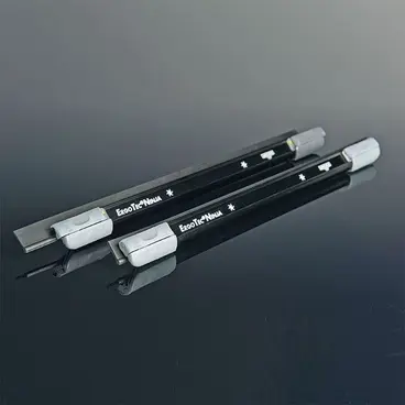 gamme de polissoirs Unger AKN10 de différentes longueurs, de 20cm à 105cm.