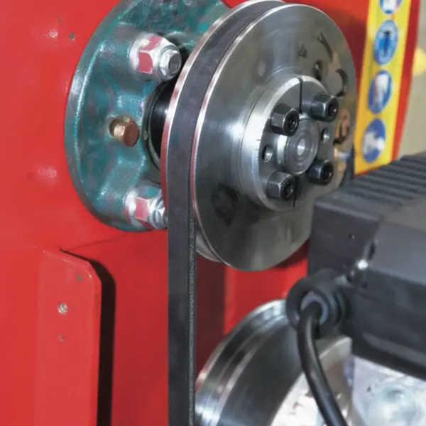Zanon BC 60-E 1002858 1002859 - Broyeur de branches électrique professionnel jusqu'à 4 CV